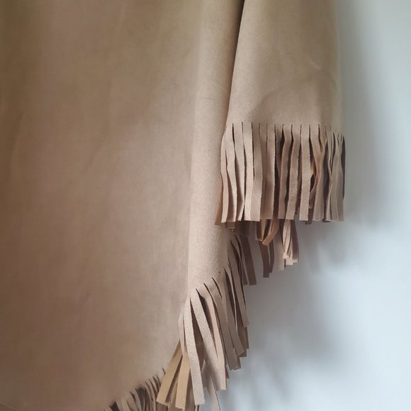 Southwestern Fall Poncho Women's Size XL Fringed Trim Neutral Faux Suede Boho - Picture 10 of 13